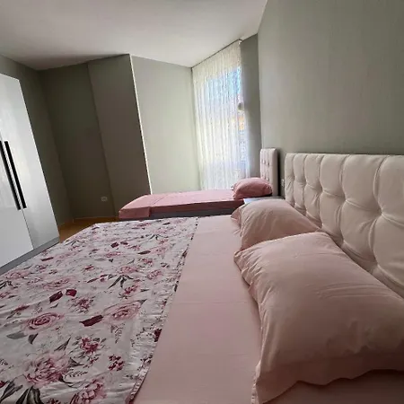 Seafront Amazing Apartment Durres