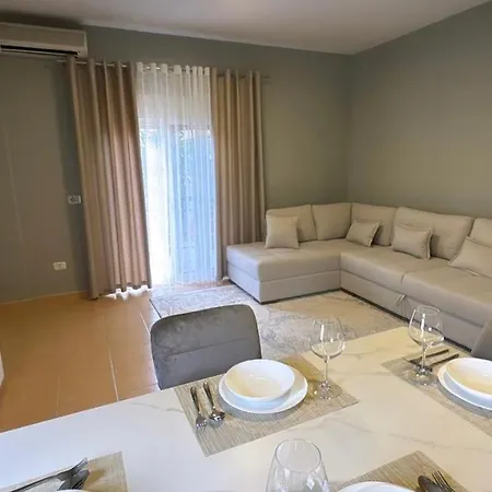 Apartment Seafront Amazing Durrës